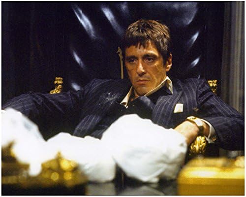 Scarface al Pacino כטוני מונטנה צנחה בכיסא שולחן 8 x צילום 10 אינץ '