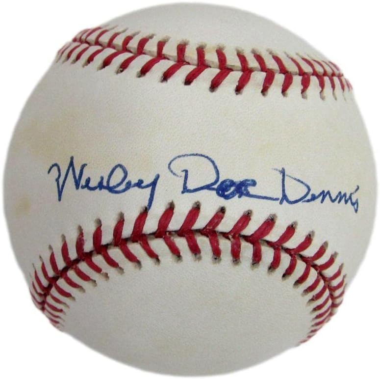 ווסלי דוק דניס חתם על ליגת הכושי של בייסבול כוכבי פילדלפיה PSA/DNA - כדורי בייסבול עם חתימה